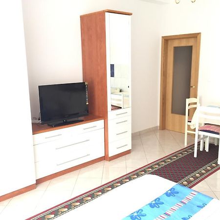 Apartments Silvi Podstrana Ngoại thất bức ảnh