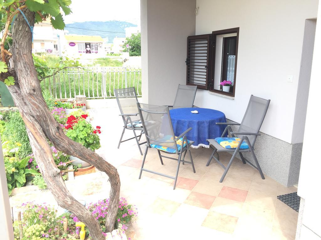 Apartments Silvi Podstrana Ngoại thất bức ảnh