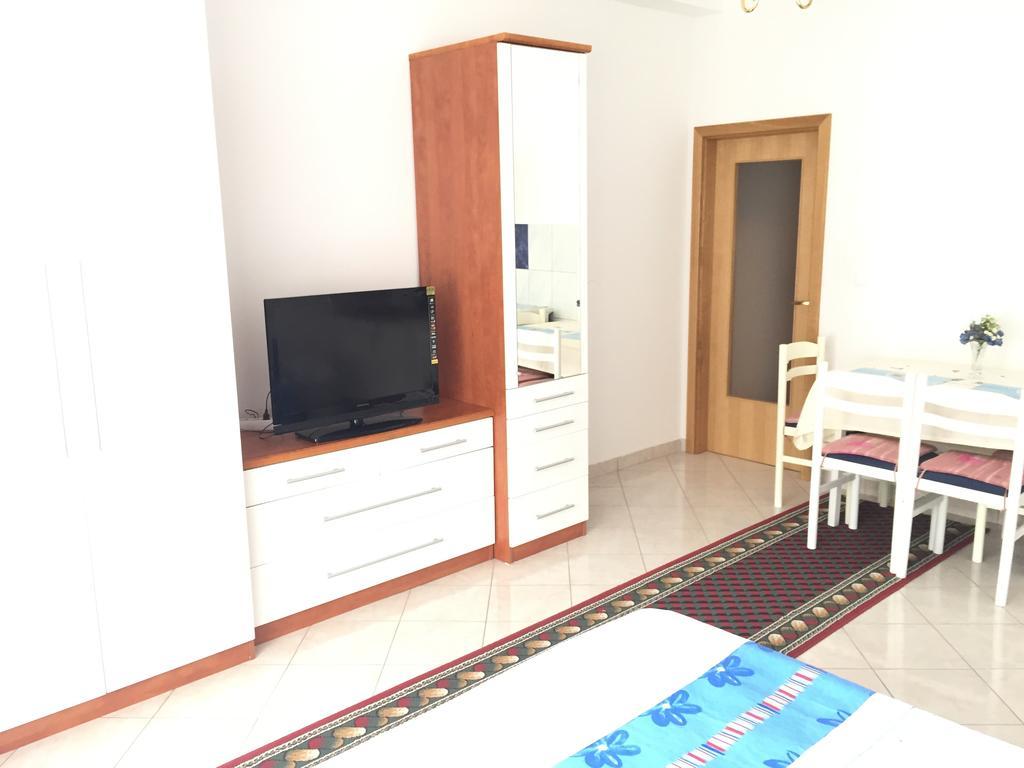 Apartments Silvi Podstrana Ngoại thất bức ảnh